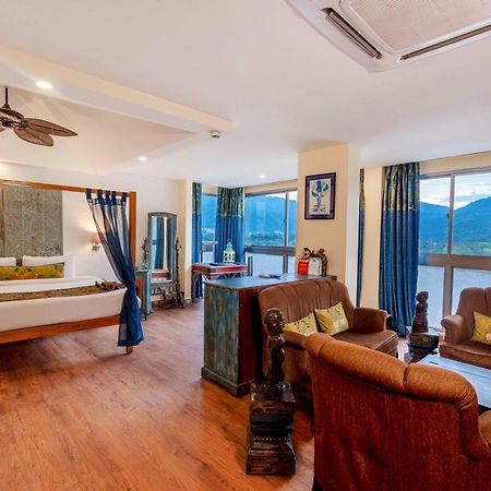 Ganga Kinare- A Riverside Boutique Resort, Rishīkesh Dış mekan fotoğraf