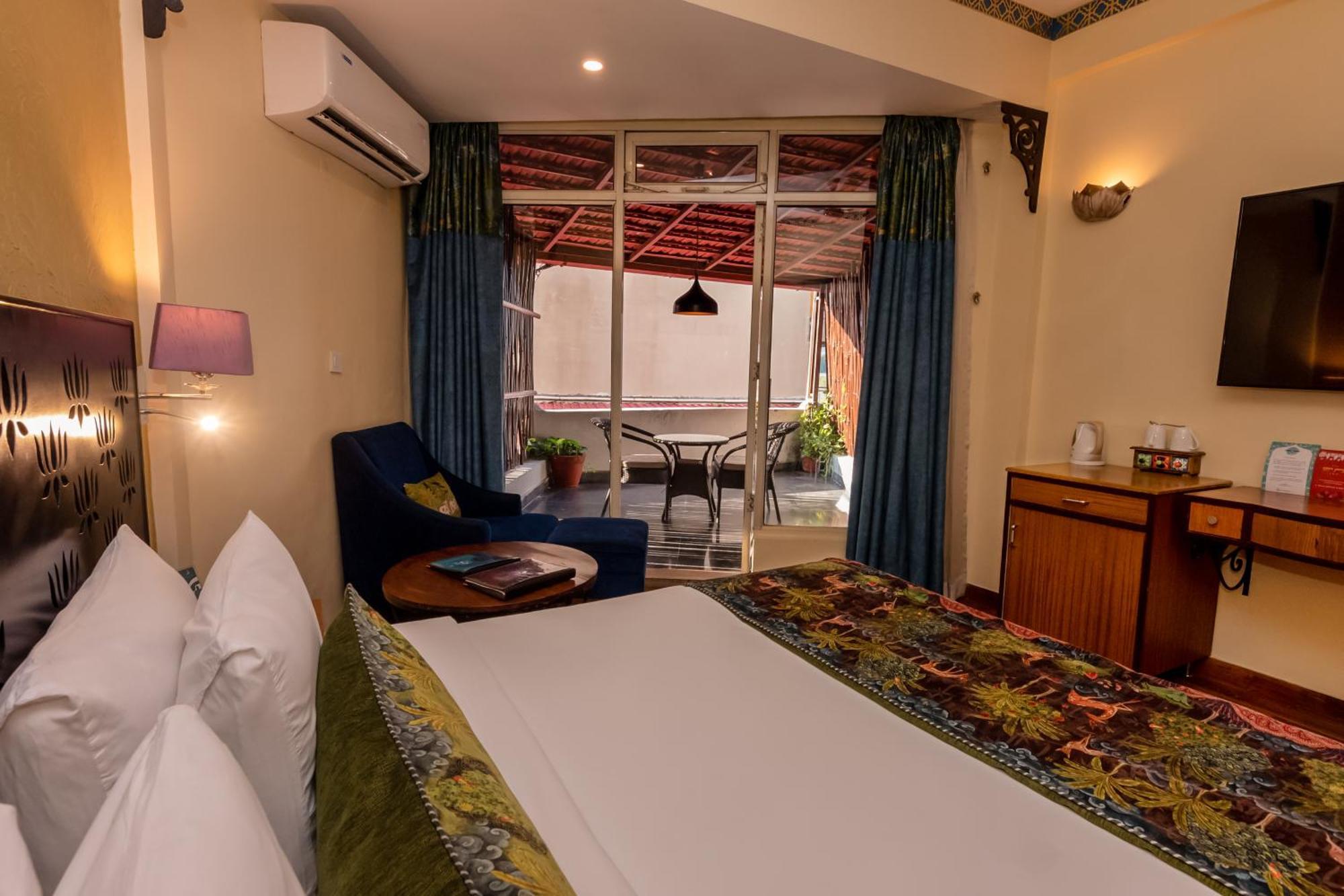 Ganga Kinare- A Riverside Boutique Resort, Rishīkesh Dış mekan fotoğraf