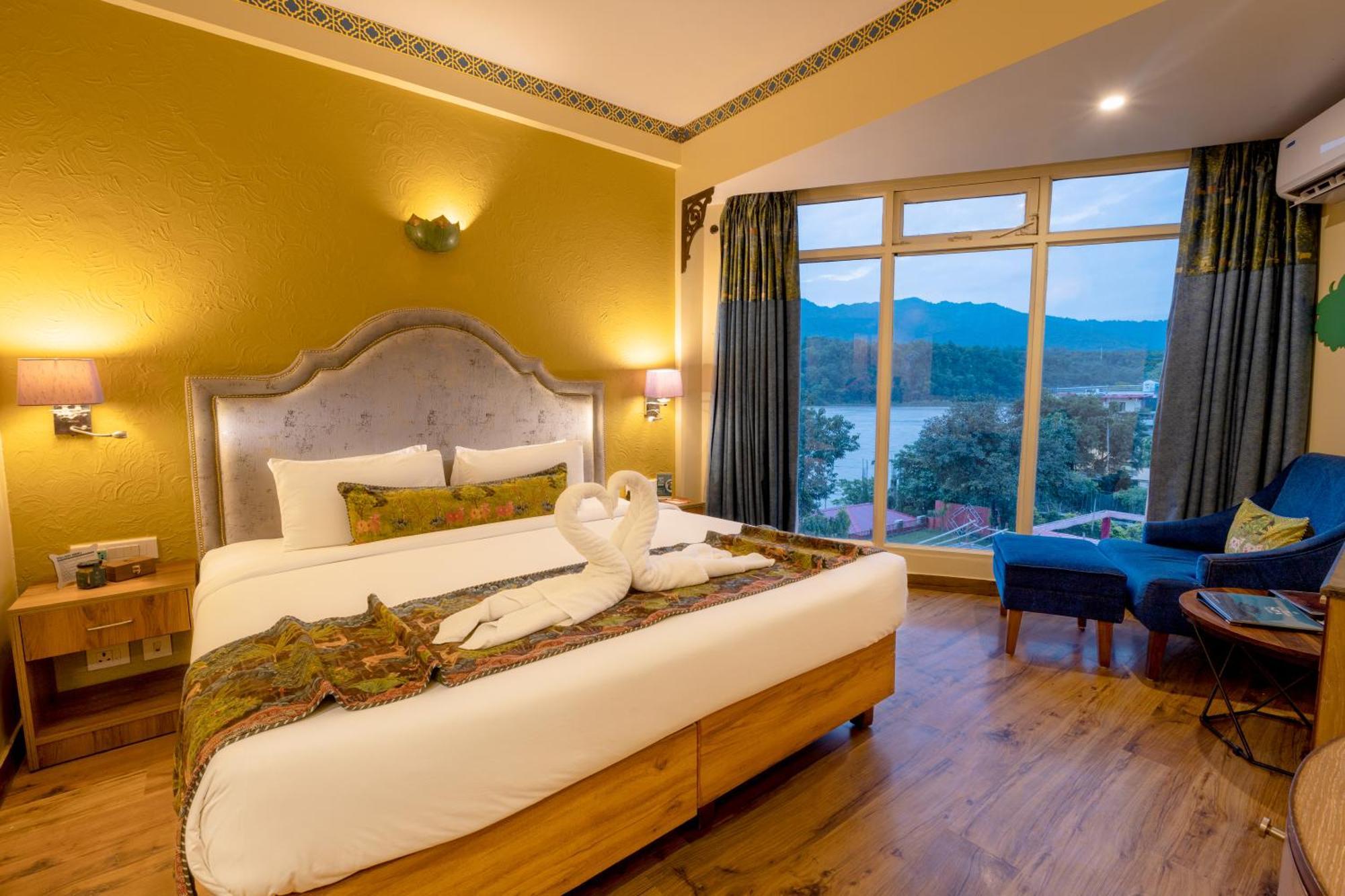 Ganga Kinare- A Riverside Boutique Resort, Rishīkesh Dış mekan fotoğraf